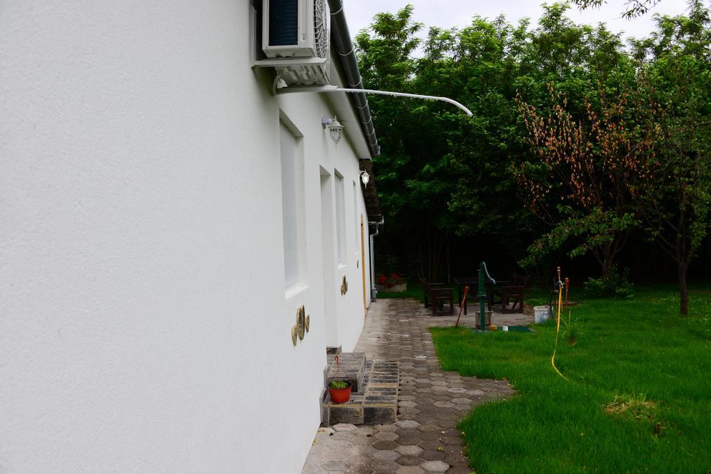 Hotel Casa Bella&Nova Palić Esterno foto