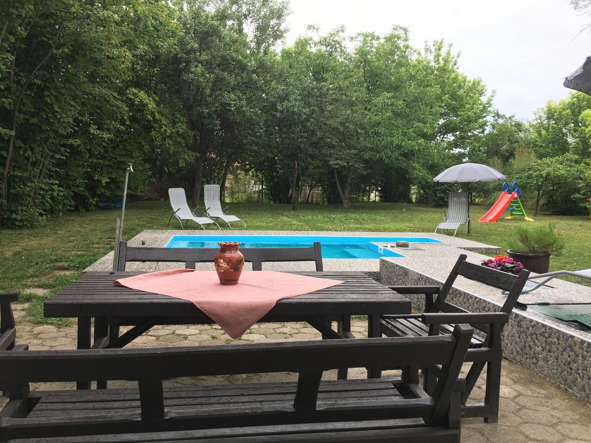 Hotel Casa Bella&Nova Palić Esterno foto