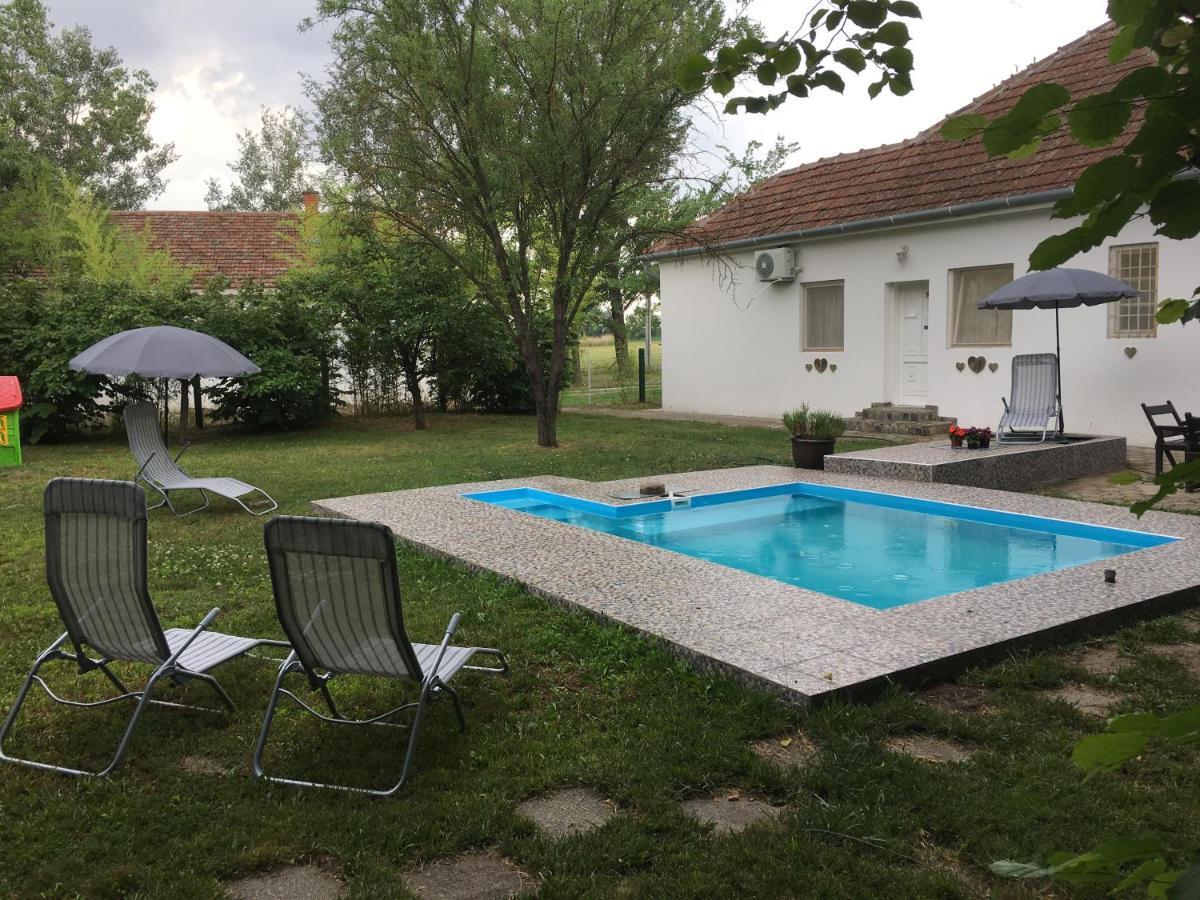 Hotel Casa Bella&Nova Palić Esterno foto